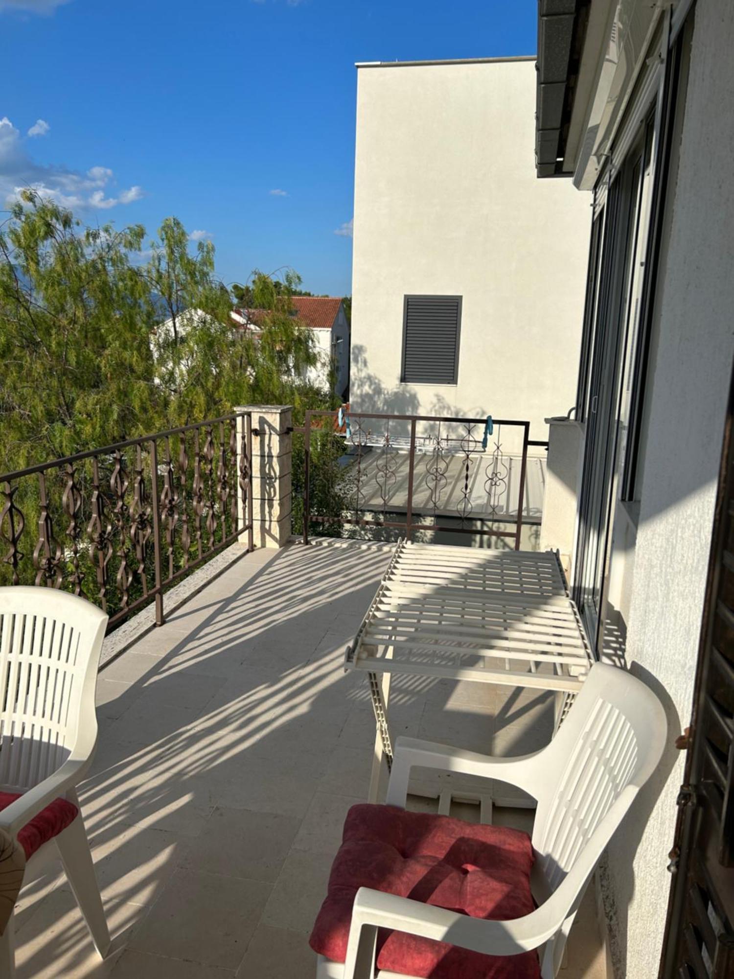 Originally Apartments Sonya Supetar Exterior photo
