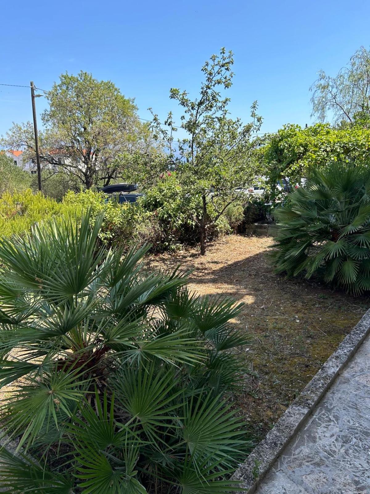 Originally Apartments Sonya Supetar Exterior photo